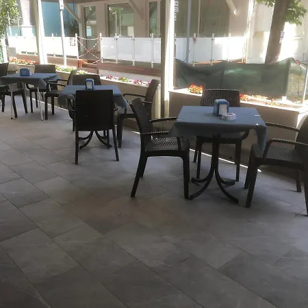 Hotel Laura-2